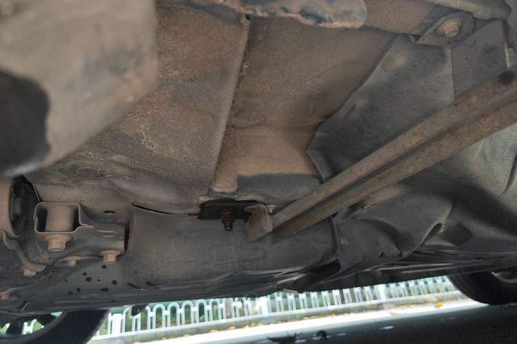 Used Honda CR-V 2015 2.4L two-wheel drive luxury version Chassis Front Left