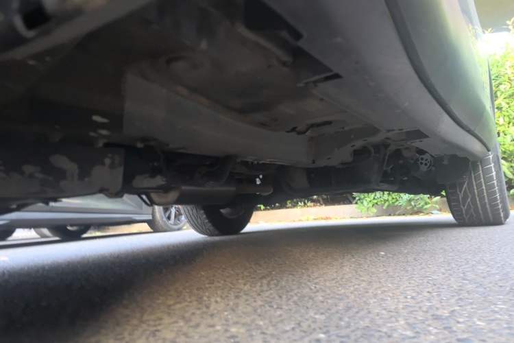 Used Honda CR-V 2015 2.0L two-wheel drive Fashion Edition Chassis Front Left