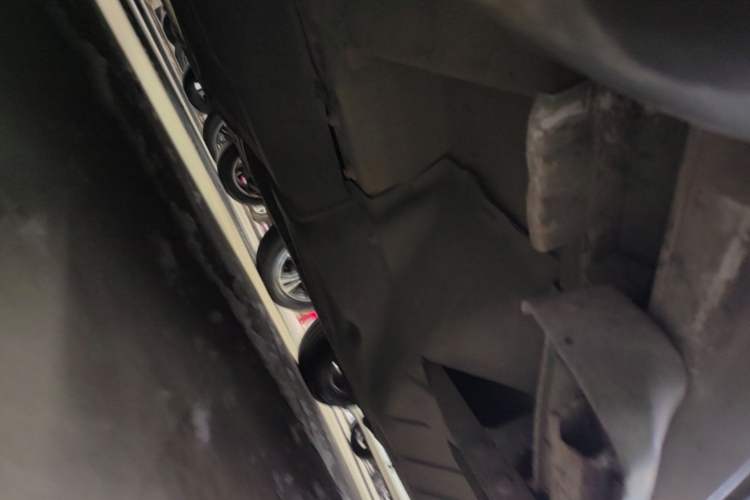 Used Honda CR-V 2015 2.0L two-wheel drive Fashion Edition Chassis Front Left
