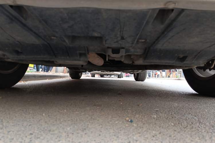 Used Honda CR-V 2015 2.0L two-wheel drive Fashion Edition Chassis Front