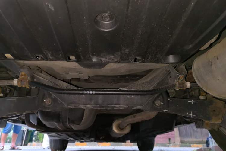 Used Honda CR-V 2015 2.4L two-wheel drive luxury version Chassis Rear