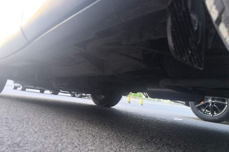 Used Honda CR-V 2015 2.0L two-wheel drive Fashion Edition Chassis Rear Left