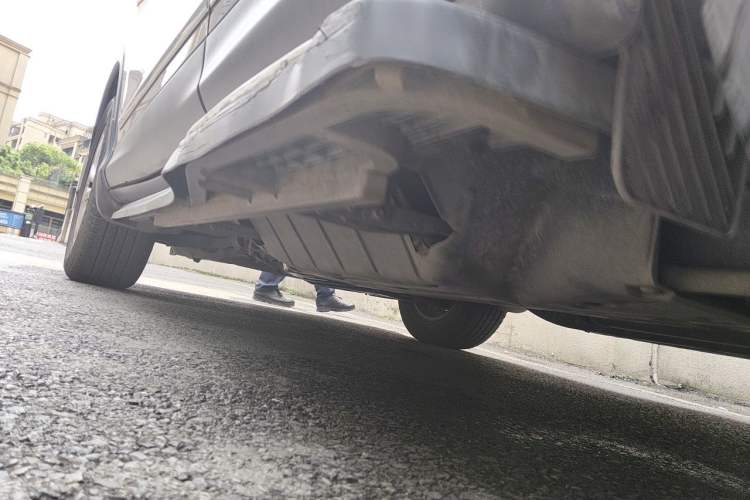 Used Honda CR-V 2015 2.0L two-wheel drive Fashion Edition Chassis Rear Left