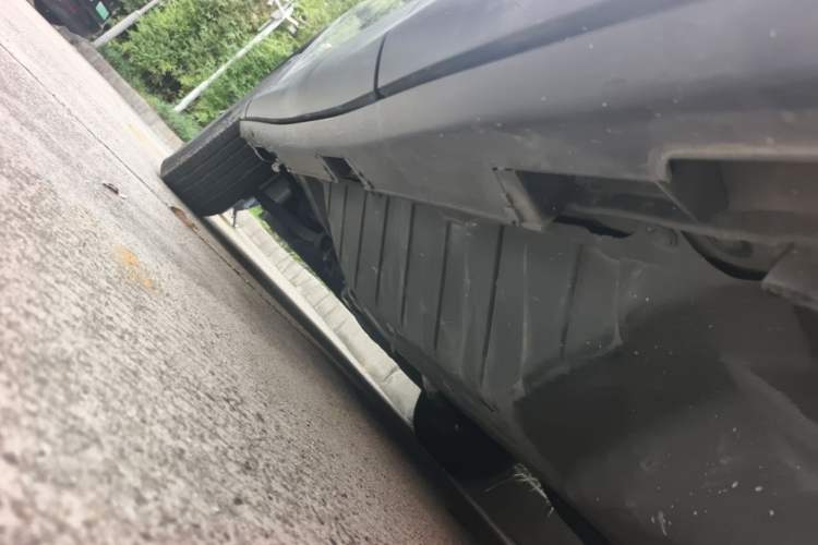 Used Honda CR-V 2015 2.0L two-wheel drive urban version Chassis Rear Left