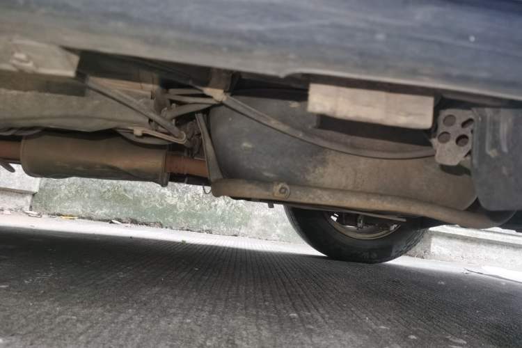 Used Honda CR-V 2015 2.0L two-wheel drive urban version Chassis Rear Left