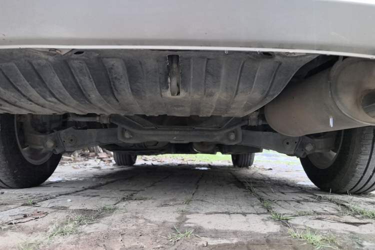 Used Honda CR-V 2015 2.4L two-wheel drive luxury version Chassis Rear