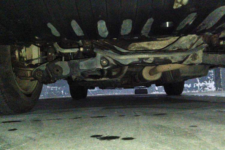 Used Honda CR-V 2015 2.4L two-wheel drive luxury version Chassis Rear