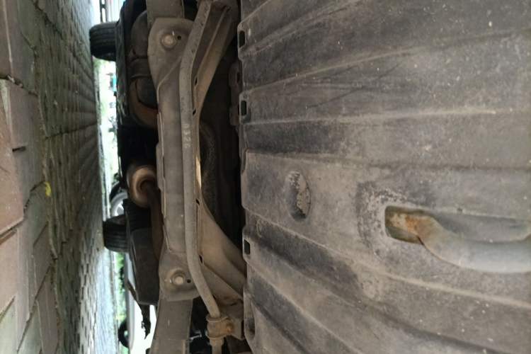 Used Honda CR-V 2015 2.0L two-wheel drive Fashion Edition Chassis Rear