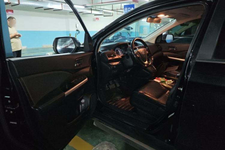 Used Honda CR-V 2015 2.4L four-wheel drive luxury version Driver Seat