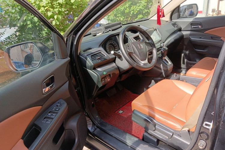 Used Honda CR-V 2015 2.0L two-wheel drive urban version Driver Seat