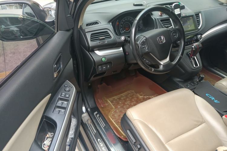 Used Honda CR-V 2015 2.4L two-wheel drive luxury version Driver Seat