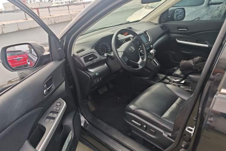 Used Honda CR-V 2015 2.4L two-wheel drive luxury version Driver Seat