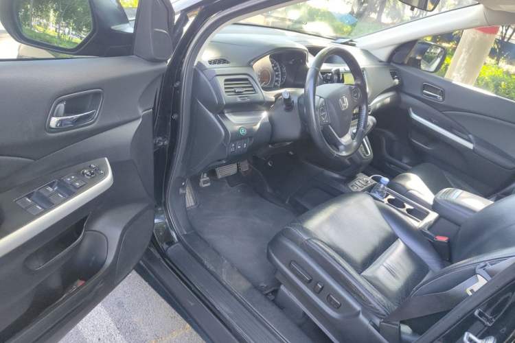 Used Honda CR-V 2015 2.4L four-wheel drive luxury version Driver Seat