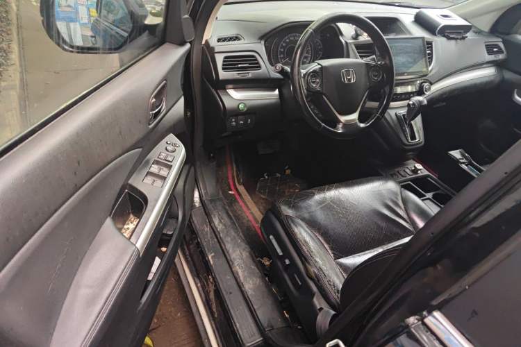 Used Honda CR-V 2015 2.4L four-wheel drive luxury version Driver Seat