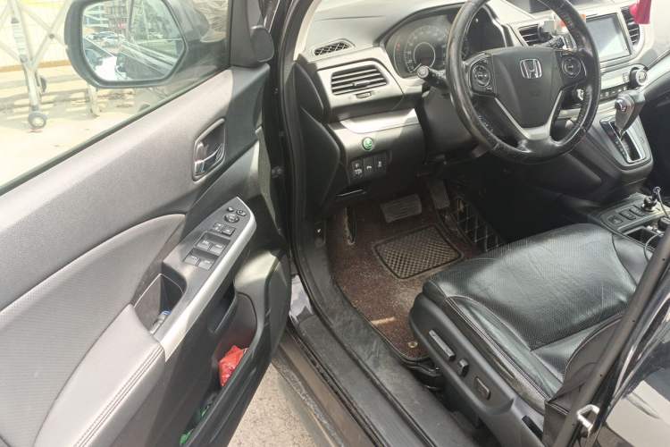 Used Honda CR-V 2015 2.4L two-wheel drive luxury version Driver Seat