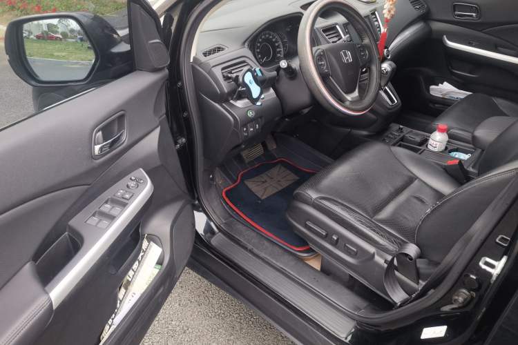 Used Honda CR-V 2015 2.4L four-wheel drive luxury version Driver Seat