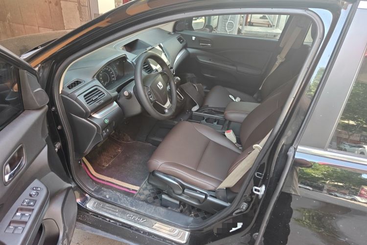 Used Honda CR-V 2015 2.0L Four-Wheel Drive Fashion Edition Driver Seat
