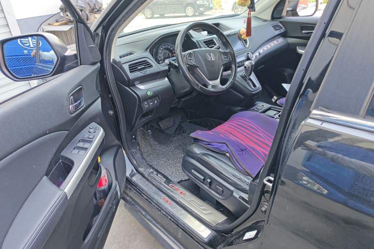 Used Honda CR-V 2015 2.4L two-wheel drive luxury version Driver Seat