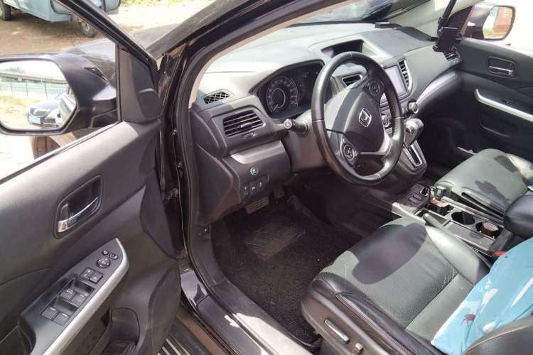 Used Honda CR-V 2015 2.4L four-wheel drive luxury version Driver Seat