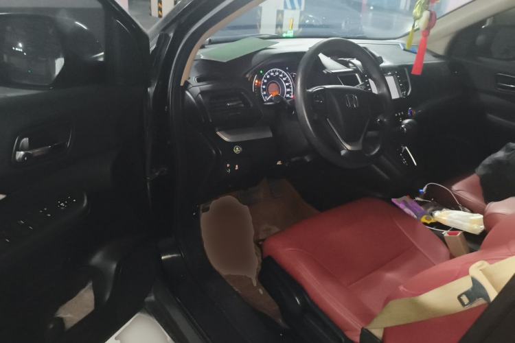 Used Honda CR-V 2015 2.0L two-wheel drive urban version Driver Seat