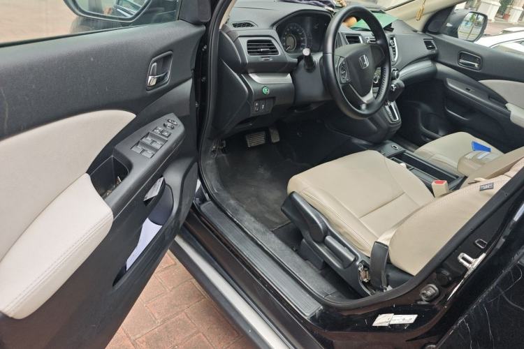 Used Honda CR-V 2015 2.0L Four-Wheel Drive Fashion Edition Driver Seat