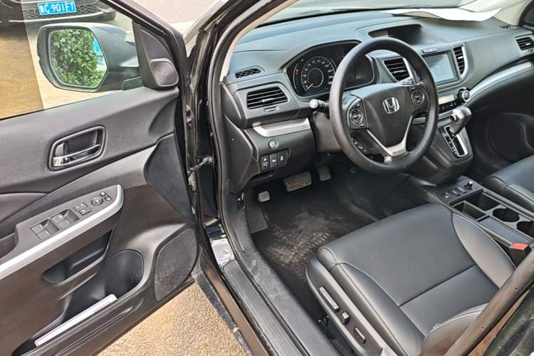 Used Honda CR-V 2015 2.4L two-wheel drive luxury version Driver Seat