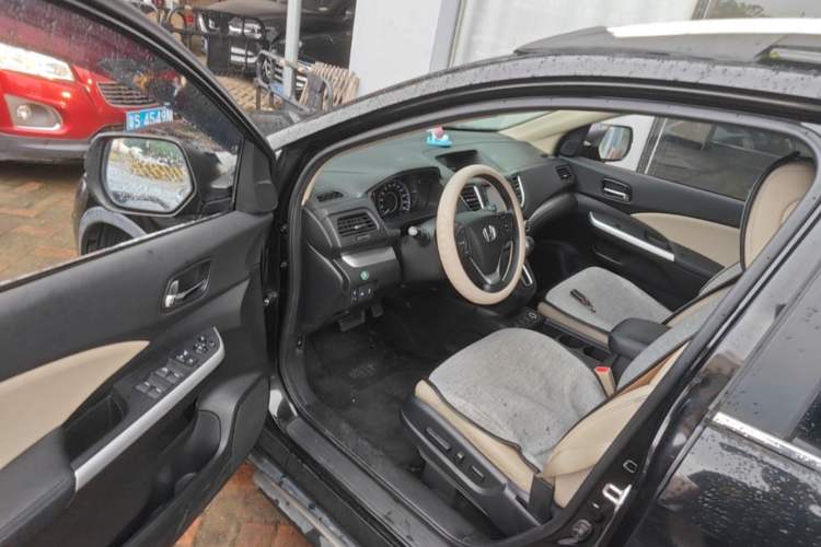 Used Honda CR-V 2015 2.4L two-wheel drive luxury version Driver Seat