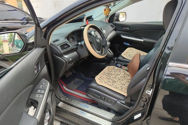 Used Honda CR-V 2015 2.4L two-wheel drive luxury version Driver Seat