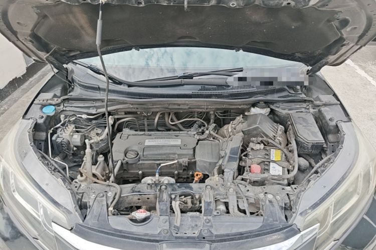 Used Honda CR-V 2015 2.4L two-wheel drive luxury version Engine Bay