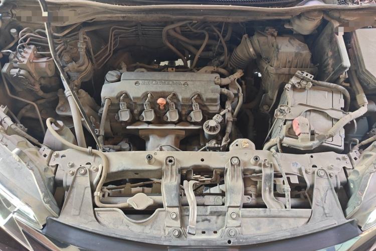 Used Honda CR-V 2015 2.0L Four-Wheel Drive Fashion Edition Engine Bay