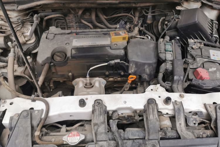 Used Honda CR-V 2015 2.4L four-wheel drive luxury version Engine Bay