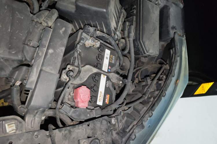 Used Honda CR-V 2015 2.4L four-wheel drive luxury version Engine Bay Left