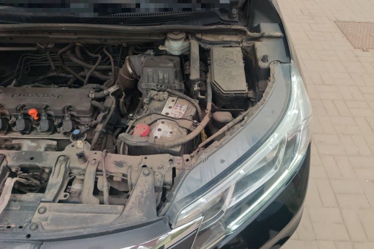 Used Honda CR-V 2015 2.0L two-wheel drive Fashion Edition Engine Bay Left