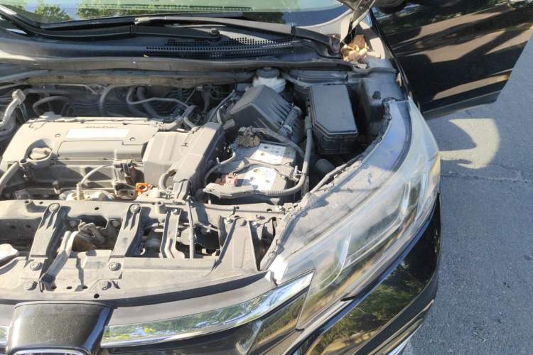 Used Honda CR-V 2015 2.4L four-wheel drive luxury version Engine Bay Left