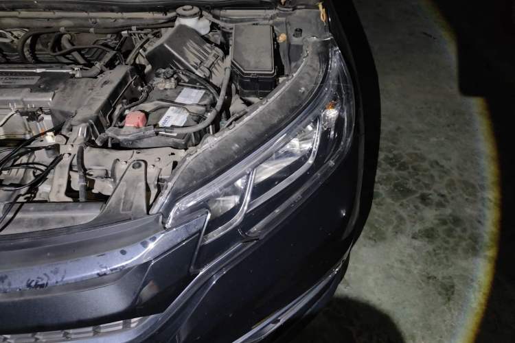 Used Honda CR-V 2015 2.4L two-wheel drive luxury version Engine Bay Left