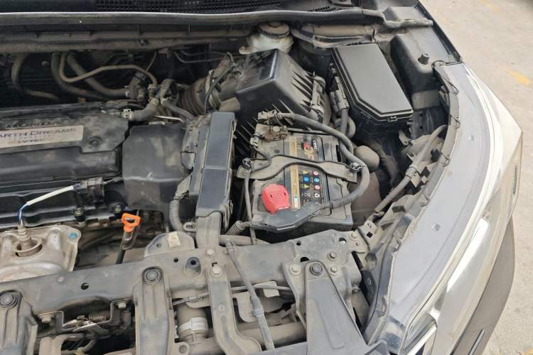 Used Honda CR-V 2015 2.4L Four-Wheel Drive Prestige Edition Engine Bay Left