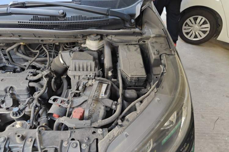 Used Honda CR-V 2015 2.0L 2WD Classic Edition Engine Bay Left