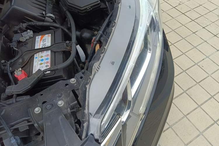 Used Honda CR-V 2015 2.4L four-wheel drive luxury version Engine Bay Left