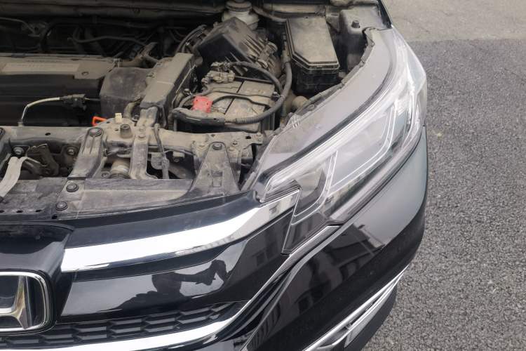 Used Honda CR-V 2015 2.4L four-wheel drive luxury version Engine Bay Left