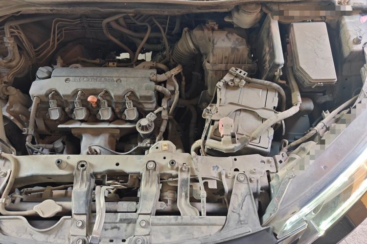 Used Honda CR-V 2015 2.0L Four-Wheel Drive Fashion Edition Engine Bay Left