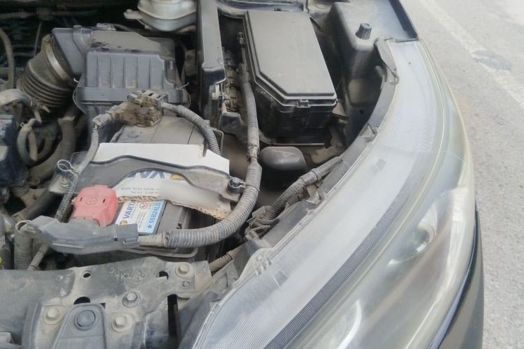 Used Honda CR-V 2015 2.0L 2WD Classic Edition Engine Bay Left