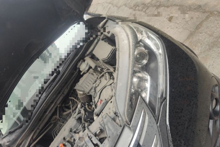 Used Honda CR-V 2015 2.0L 2WD Classic Edition Engine Bay Left