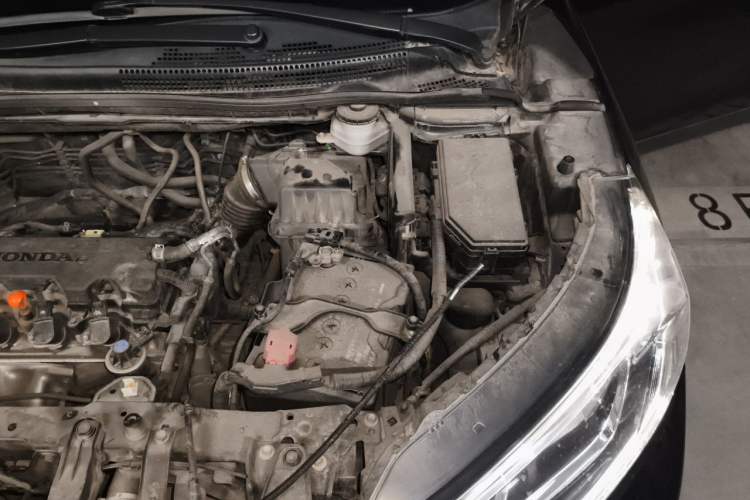 Used Honda CR-V 2015 2.0L two-wheel drive urban version Engine Bay Left