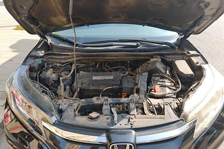 Used Honda CR-V 2015 2.4L Four-Wheel Drive Prestige Edition Engine Bay