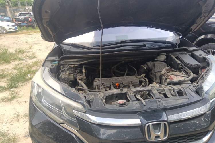Used Honda CR-V 2015 2.0L two-wheel drive urban version Engine Bay Right