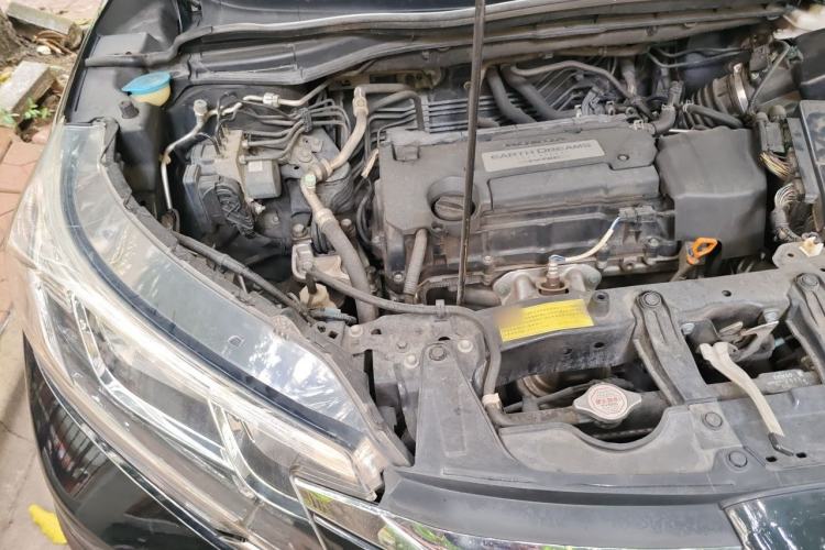 Used Honda CR-V 2015 2.4L two-wheel drive luxury version Engine Bay Right