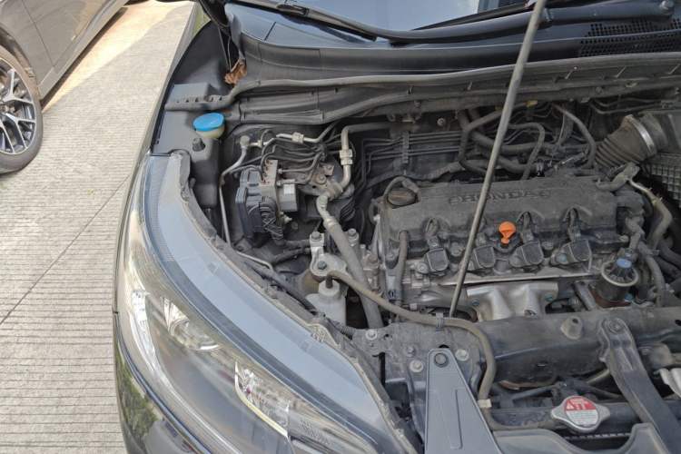 Used Honda CR-V 2015 2.0L 2WD Classic Edition Engine Bay Right