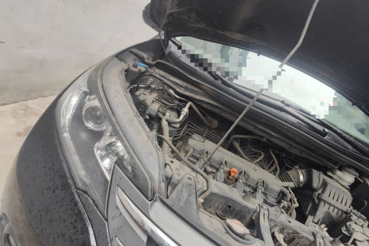 Used Honda CR-V 2015 2.0L 2WD Classic Edition Engine Bay Right