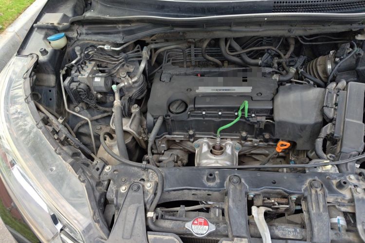 Used Honda CR-V 2015 2.4L four-wheel drive luxury version Engine Bay Right