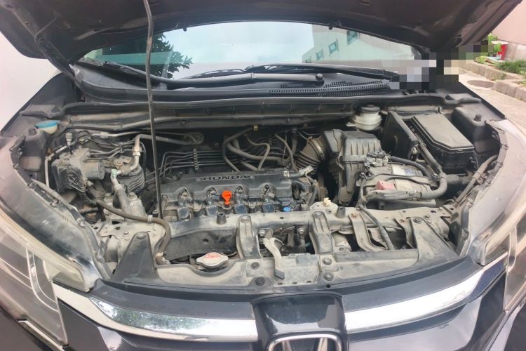 Used Honda CR-V 2015 2.0L two-wheel drive urban version Engine Bay
